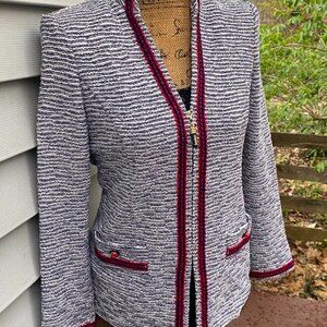 Stunning! St. John Dark navy & white Knit Marie Gray Career Blazer-SIZE 4
